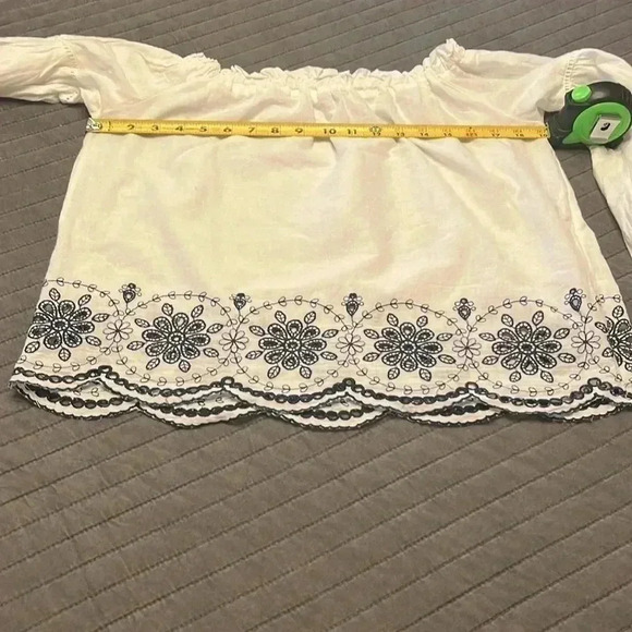 Great off shoulder shirt for Summer - Picture 4 of 8